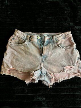🍒 5/$25 🍒 Bright Pink Distressed Acid Wash Denim Shorts
